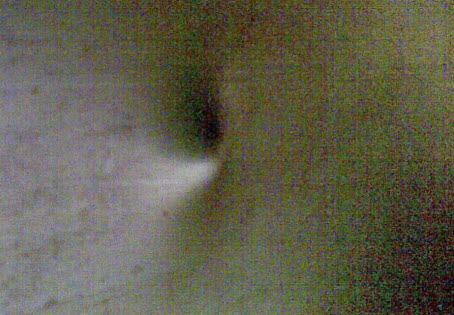 partea din spate a unei table de 0,5mm